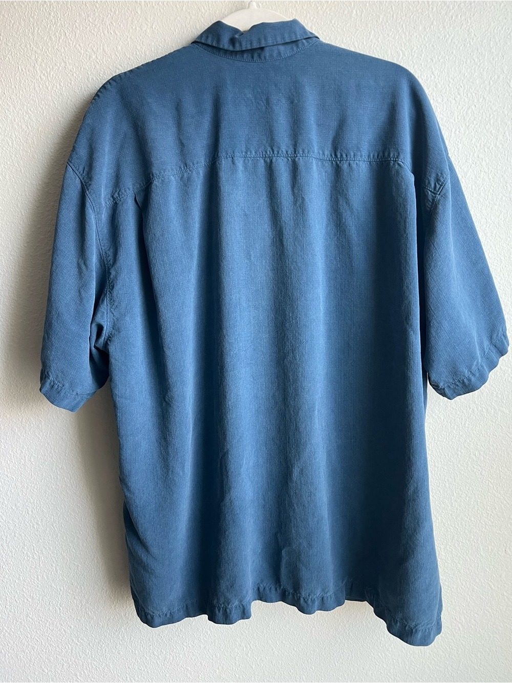 Tommy Bahama Mens 100% Silk Short Sleeve Shirt XXL Blue Yellow Floral Embroidery - Picture 2 of 8